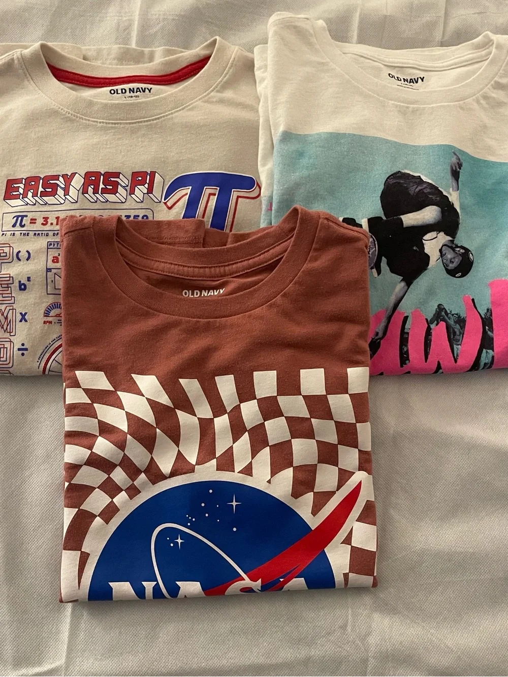Old Navy Boys Graphic T-Shirt 3 Pack Long Sleeve 10/12 NASA Skateboard Math EUC